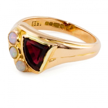 Second hand gold rings with gemstones [7]
