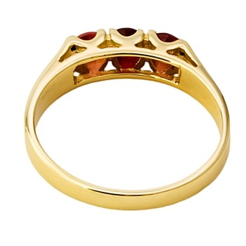 9ct gold garnet/tourmaline 3 stone Ring size N